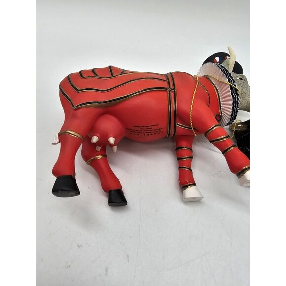 Cowparade Figurine Beefeater- It Ain't Natural London Palace Guard #7247 Vintage - Picture 14 of 15